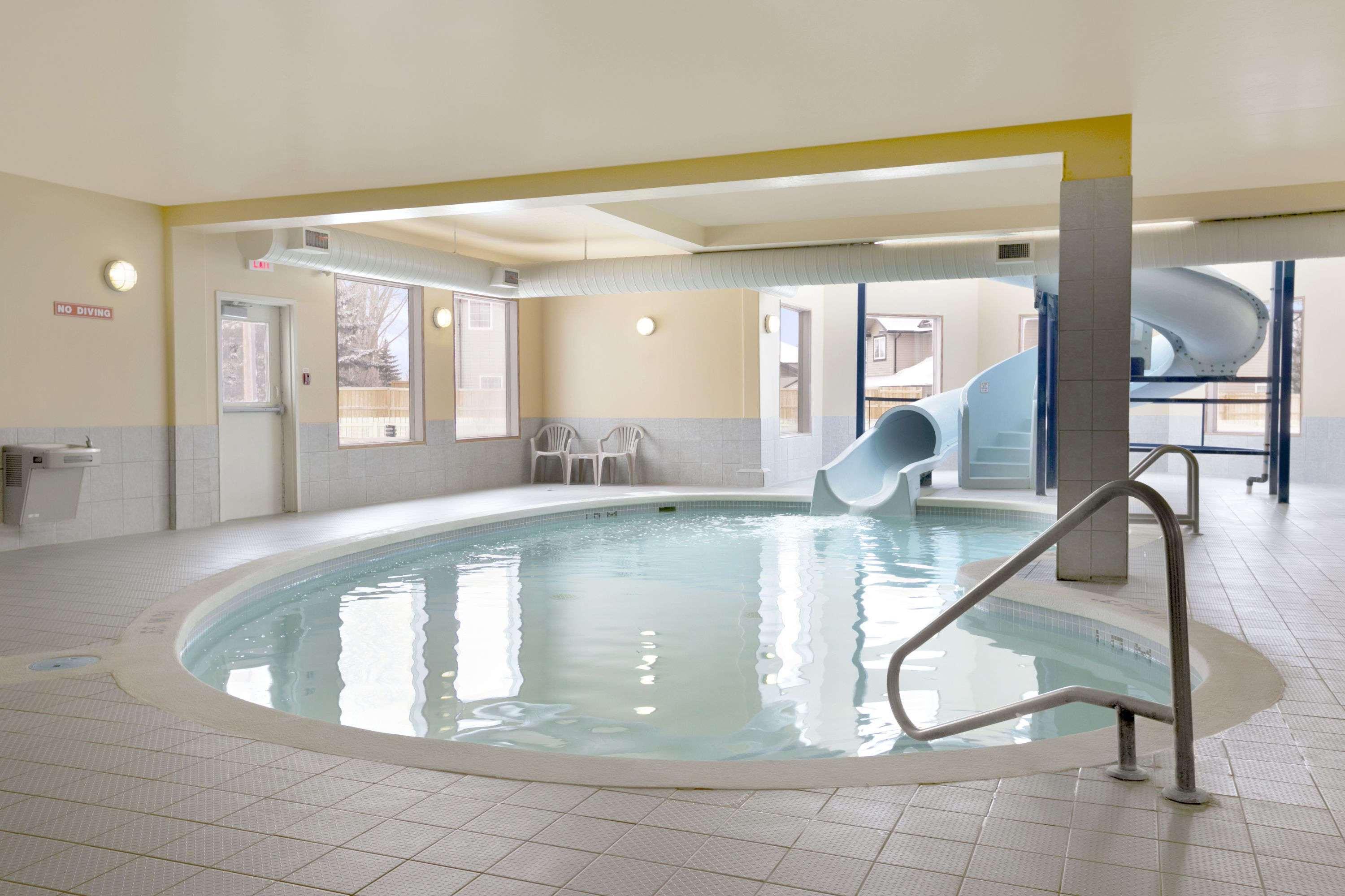 Days Inn By Wyndham Moose Jaw Zewnętrze zdjęcie