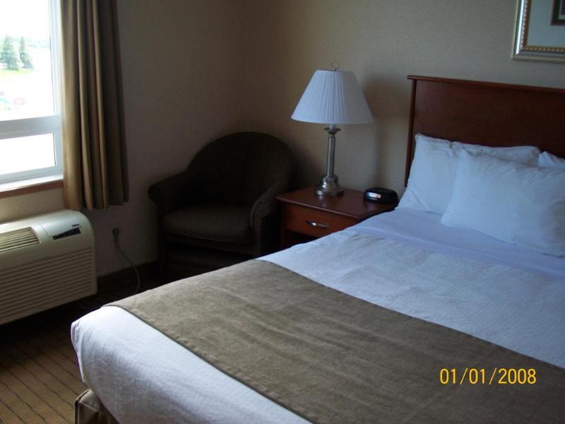 Days Inn By Wyndham Moose Jaw Zewnętrze zdjęcie